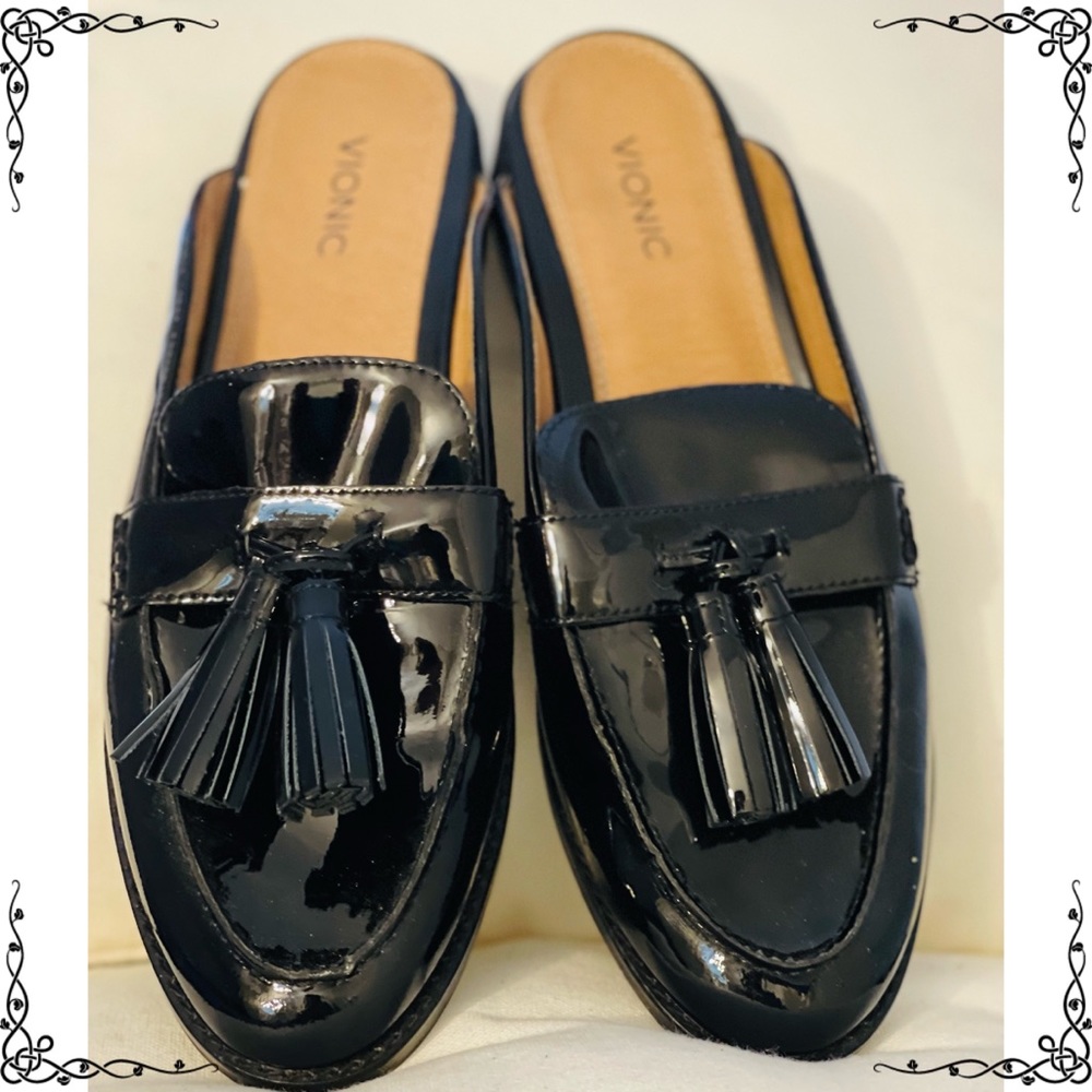 Vionic Women’s Mule, Black Patten Leather, Size 9